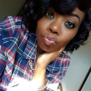 Meet your Posher, Jasmine